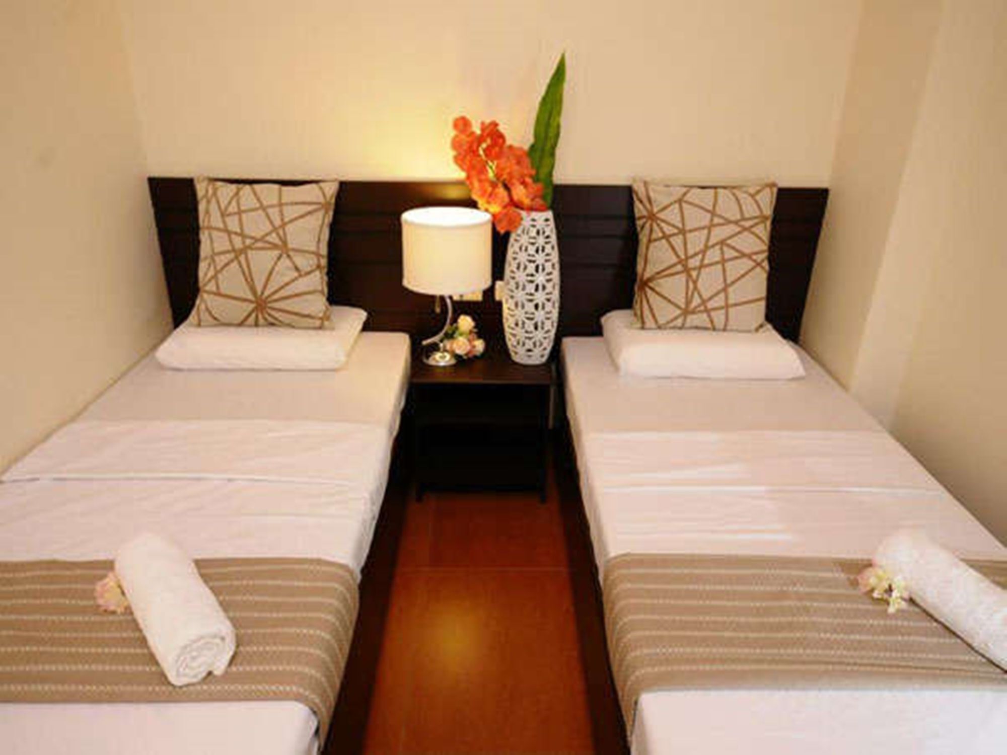 Reddoorz Near Victoria Mall Davao City Екстериор снимка