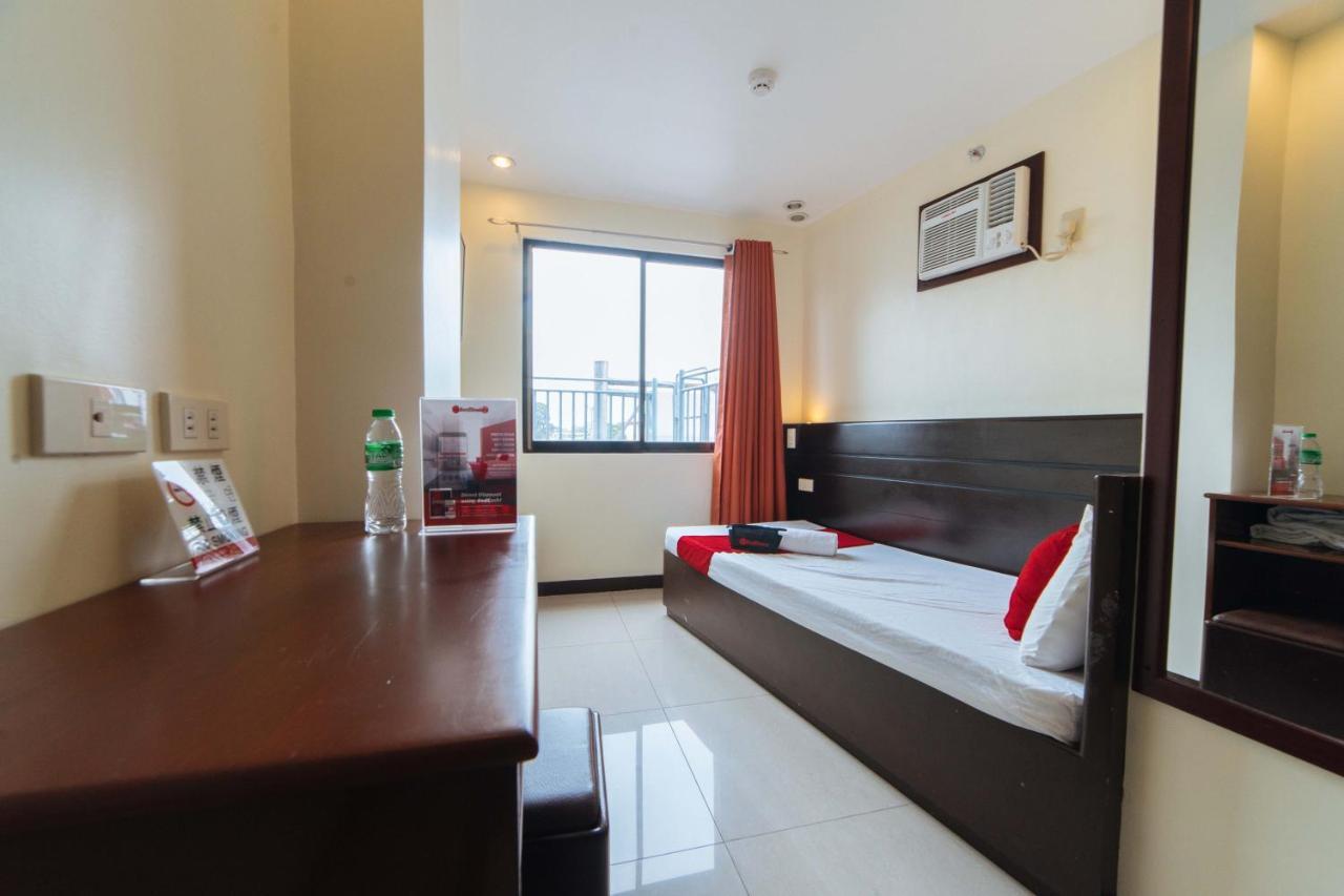 Reddoorz Near Victoria Mall Davao City Екстериор снимка