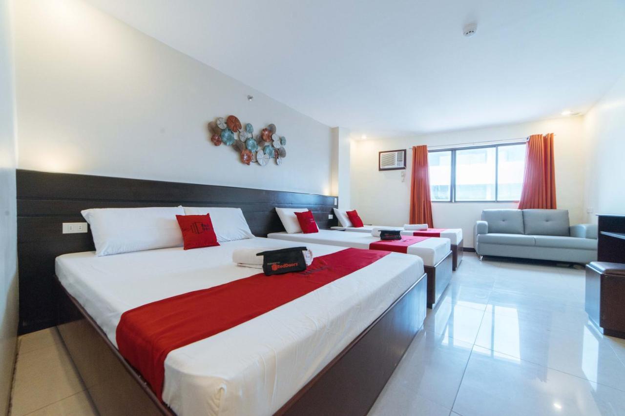 Reddoorz Near Victoria Mall Davao City Екстериор снимка