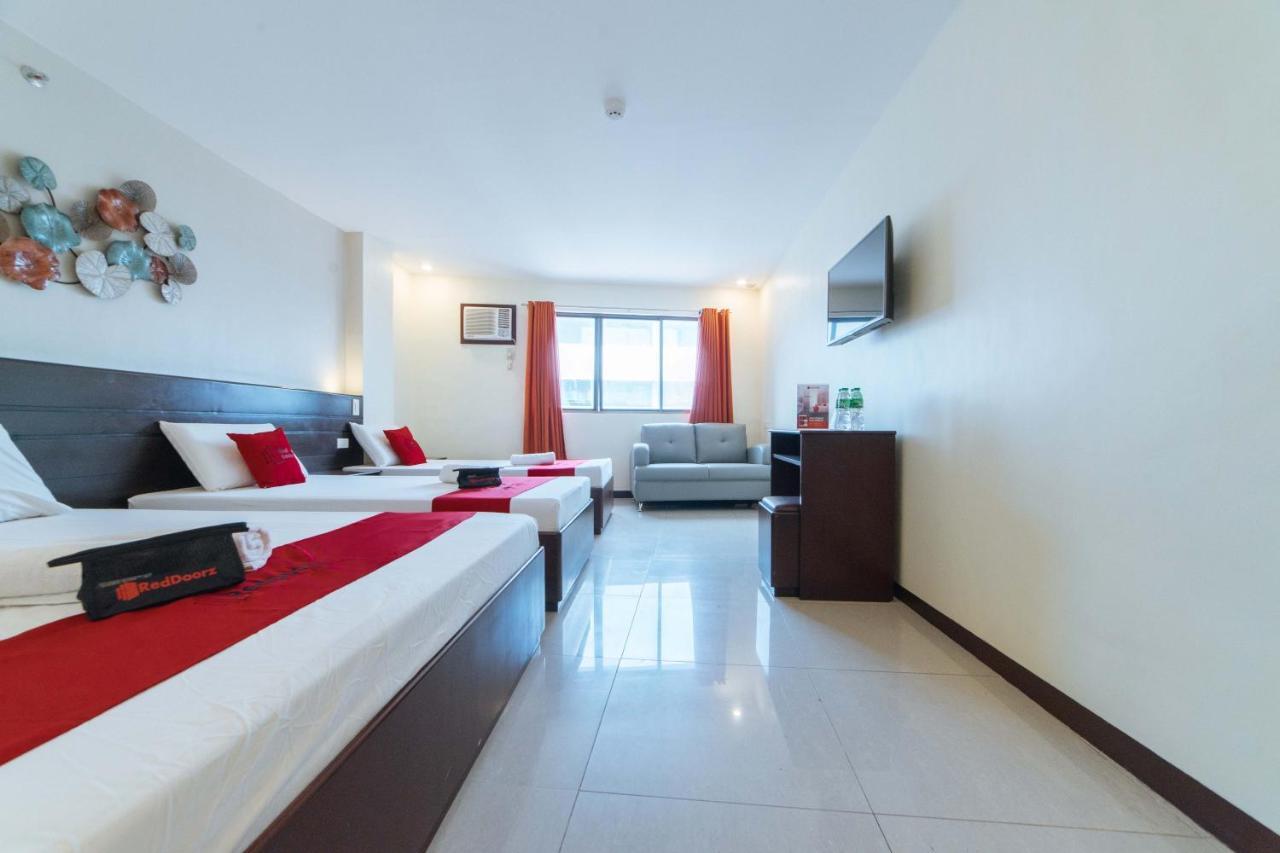 Reddoorz Near Victoria Mall Davao City Екстериор снимка